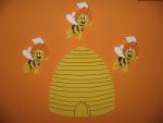 Kaptár méhekkel